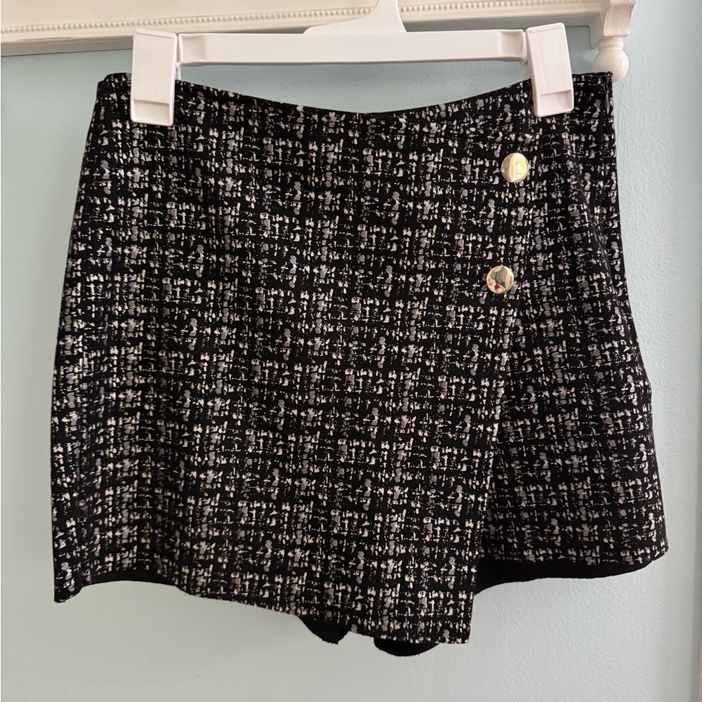 Zara Black and White Tweed Skort